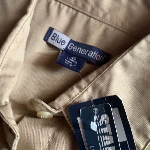 Tops - Picture 3 of 3